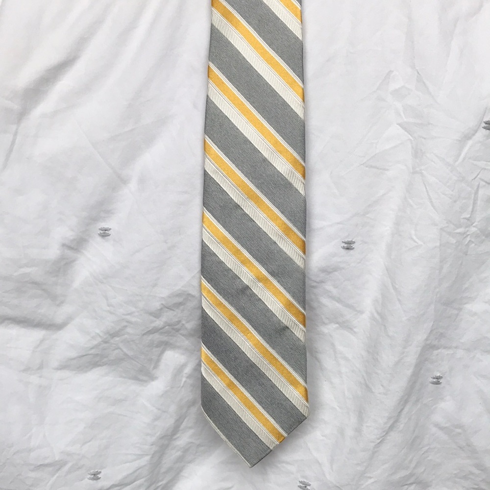 Silk tie